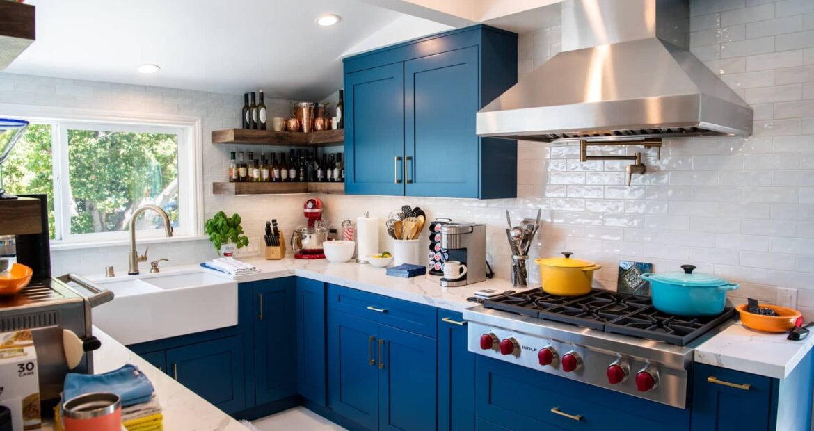 15aca839-99a1-4c34-b317-48c3b2ee26a0