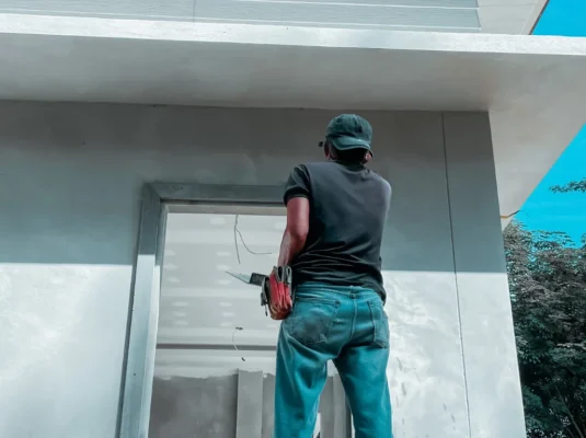 Common Mistakes to Avoid When Applying Exterior Paint